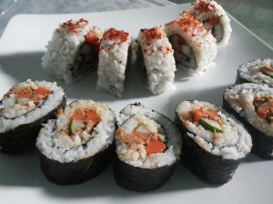 Voila! Hot chilli tuna sushi sudah siap dinikmati. Cuma 5 menit prosesnya!